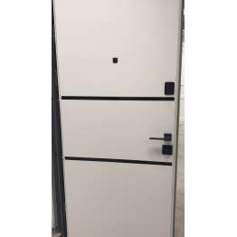 НАШІ РОБОТИ Вхідні двері металеві в квартиру з МДФ накладками